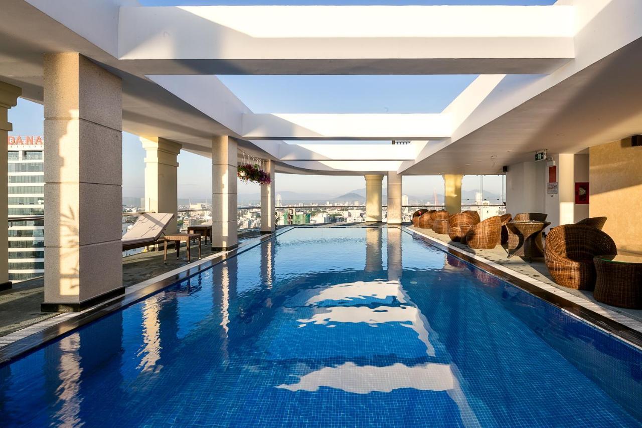 Tamarind Danang Beach Hotel Buitenkant foto