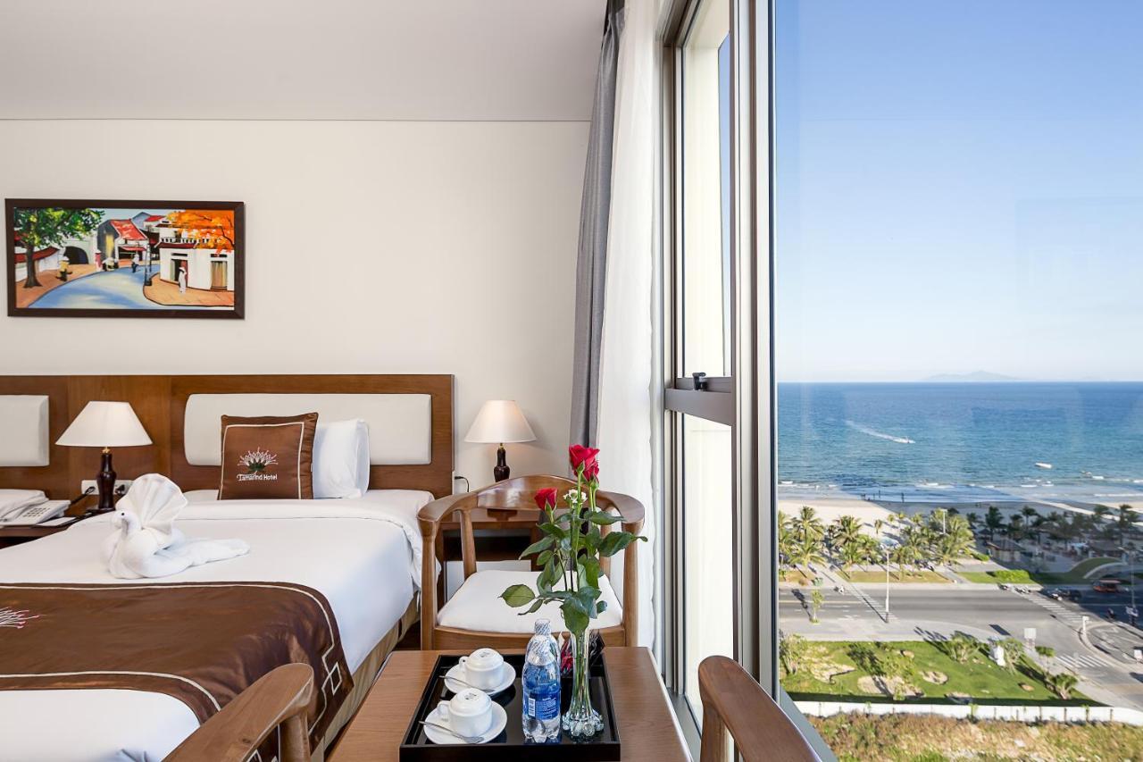 Tamarind Danang Beach Hotel Buitenkant foto
